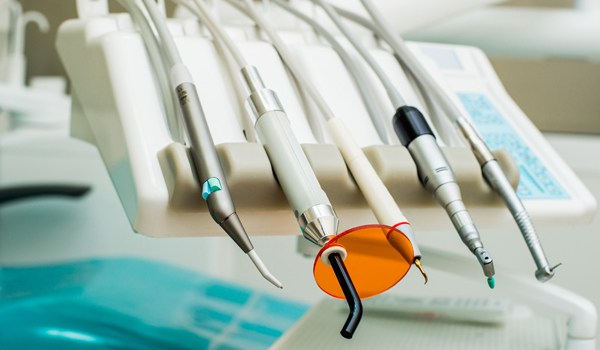 Mobile Denture Services | Brisbane Denture Clinic